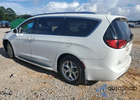 2018 Chrysler Pacifica Touring L from USA, damaged, VIN 2C4RC1BG7JR275192